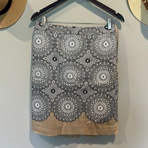 Limited pencil skirt size 6